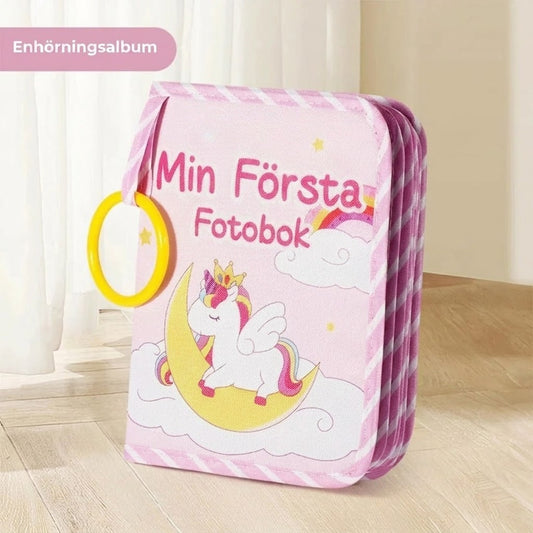 Mjuk babybok med spegel och bitring
