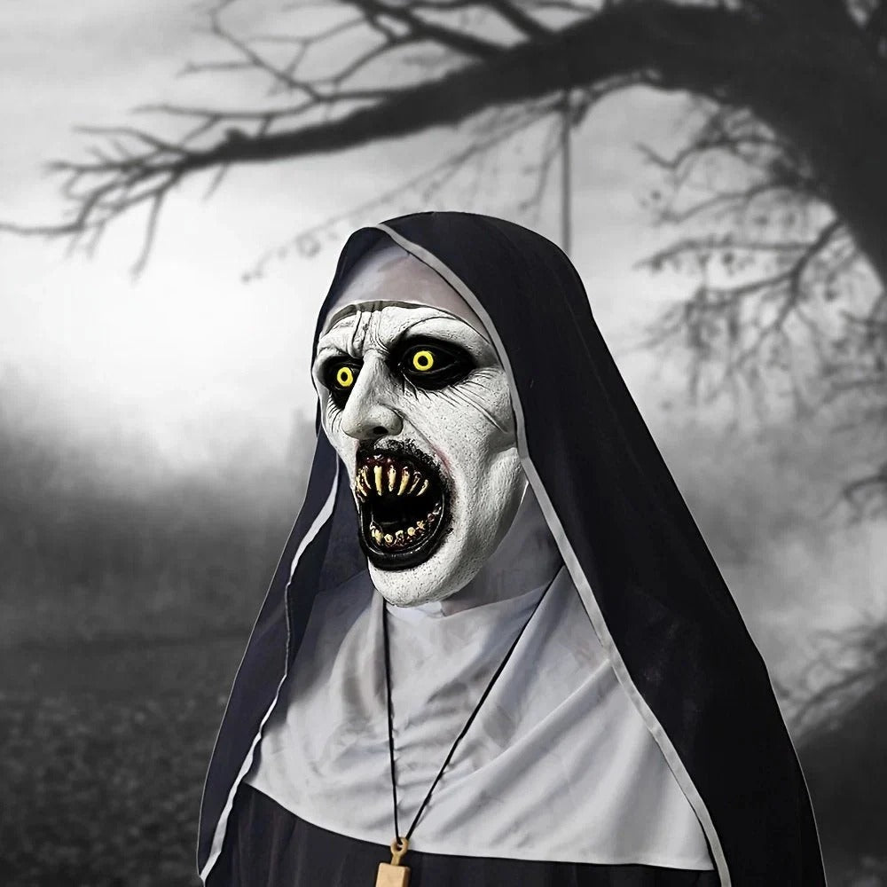 Skräckmask med nunna för Halloween