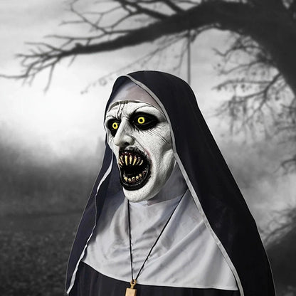 Skräckmask med nunna för Halloween