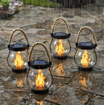 Stämningsfull Solcellslykta med Flammande Låga